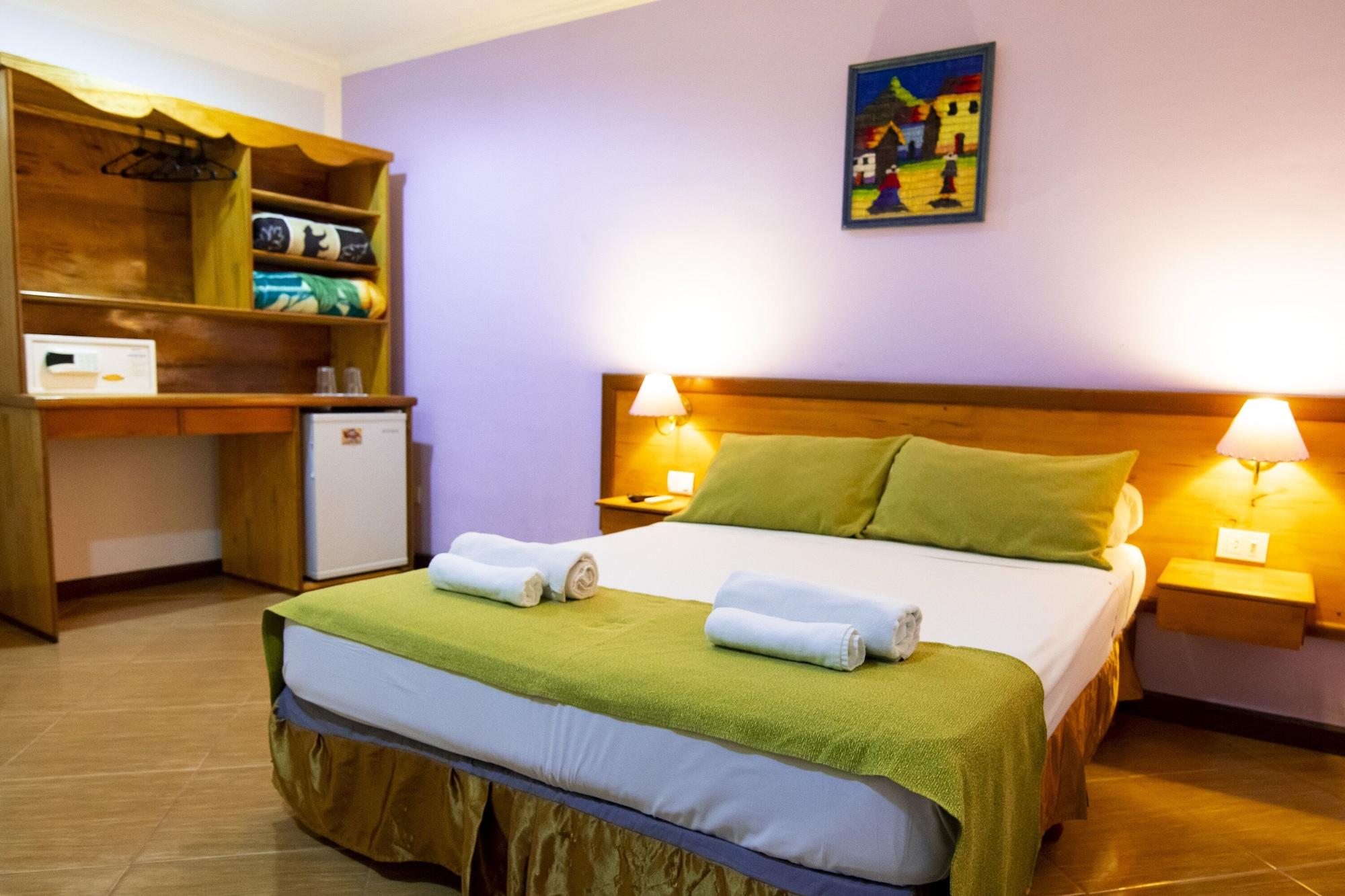 La Cautiva Iguazu Hotel Puerto Iguazu Exterior photo